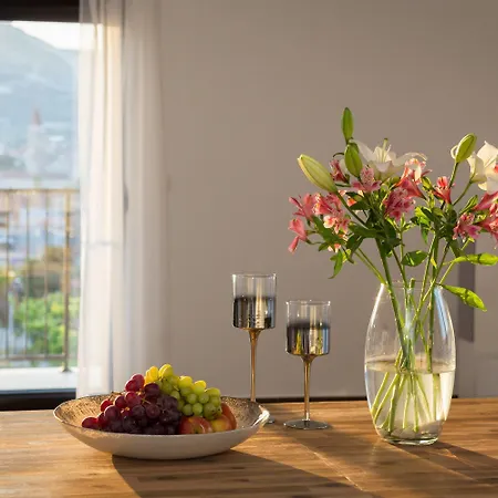 Salt - 10 People, Heated Pool, Trogir, Near & Split Airport * Trogir