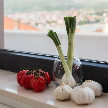 Salt - 10 People, Heated Pool, Trogir, Near & Split Airport Villa
