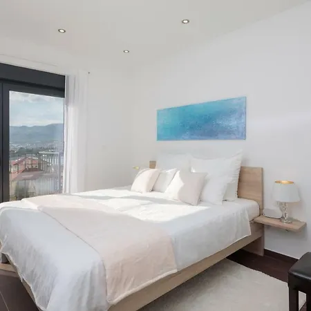 Villa Salt - 10 People, Heated Pool, Trogir, Near & Split Airport Trogir