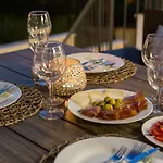 Salt - 10 People, Heated Pool, Trogir, Near & Split Airport 트로기르