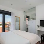 빌라 Salt - 10 People, Heated Pool, Trogir, Near & Split Airport 트로기르