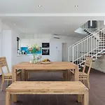 빌라 Salt - 10 People, Heated Pool, Trogir, Near & Split Airport